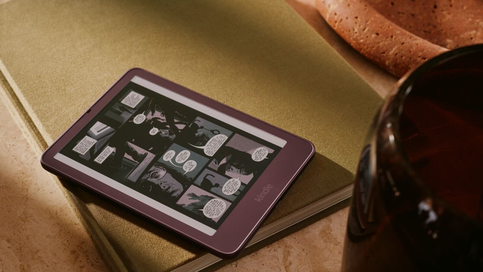 Kindle Colorsoft displaying a comic in colour